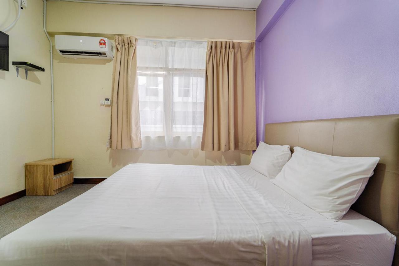 Spot On 89645 Ong'S Court George Town Exterior foto